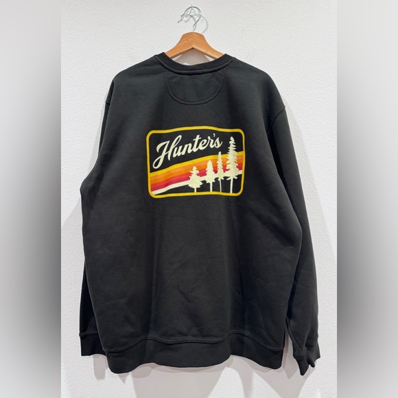 Carhartt Loose Fit Men's midweight sweatshirt for everyday layering. - Picture 2 of 7